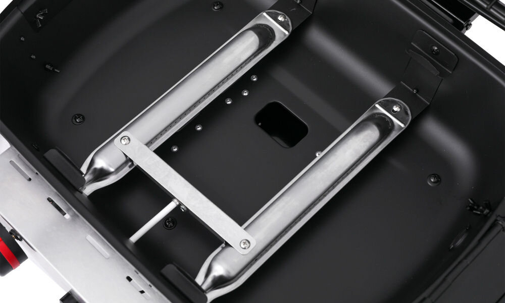 Grill gazowy YATO YG-20005 Yake Czarny 5 kW 47 x 37 cm, palniki, moc, nagrzewanie, Temperatura, na białym tle zbliżenie na 2 główne palniki grilla