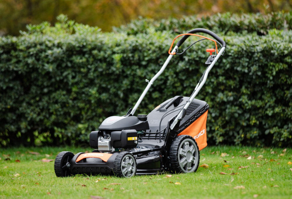 Kosiarka spalinowa YARD FORCE GM H53 Honda GCV200 z napędem 530mm 2.8kW piekna trawa zadbany trawnik akcesorium ogrodnicze