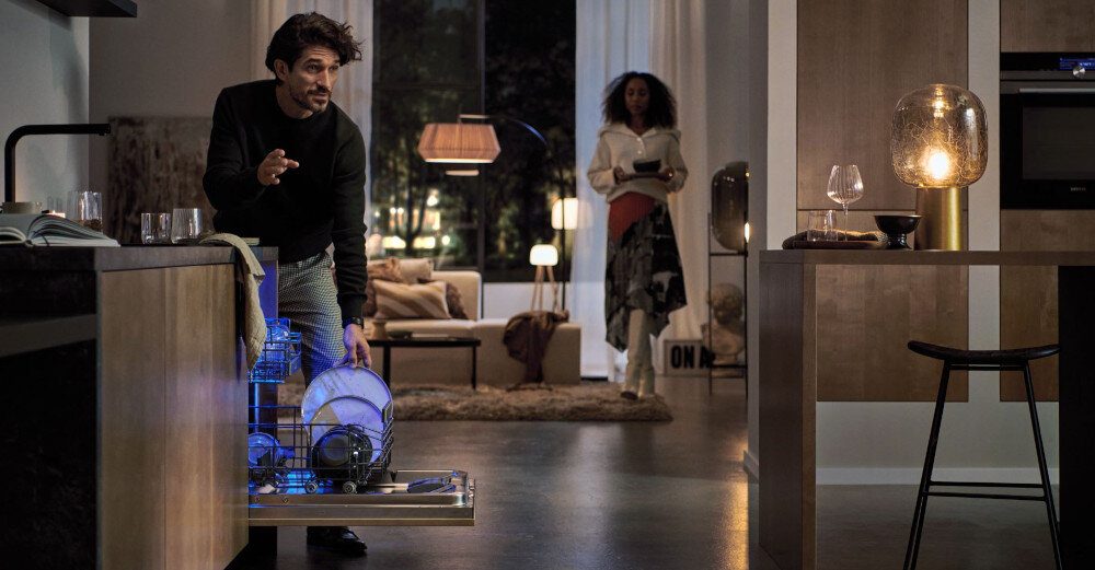 ZMYWARKA SIEMENS SX87ZX06CE Oświetlenie wnętrza niebieskie widoczność światło komfort wygoda jasność