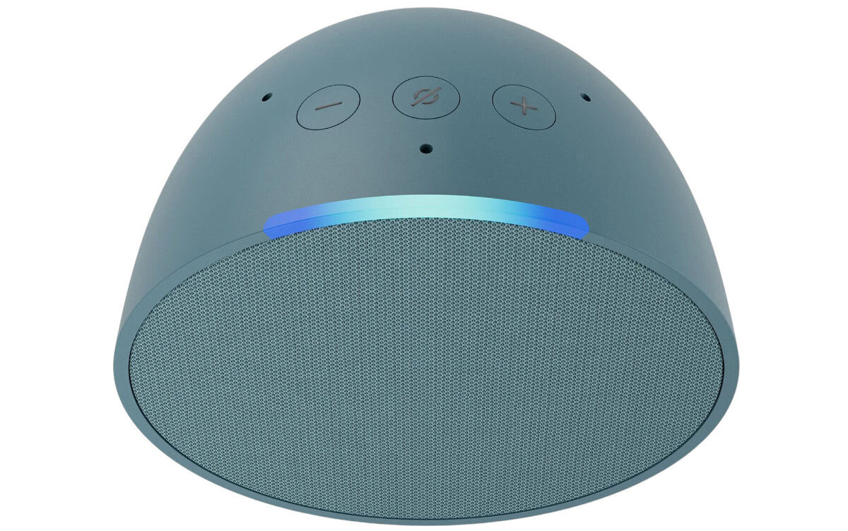 AMAZON Echo Pop Zielony, donośny, dźwięk, relaksująca, dynamiczne, na białym tle echo poo od frontu od góry na wprost