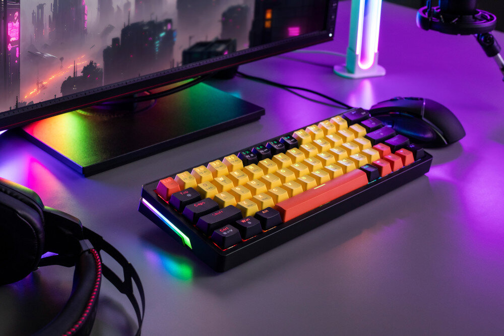 Klawiatura TRACER GameZone Evo2 dwustopniowym, silikonowym nóżkom wbudowany akumulator o pojemności 2000mAh lithium
