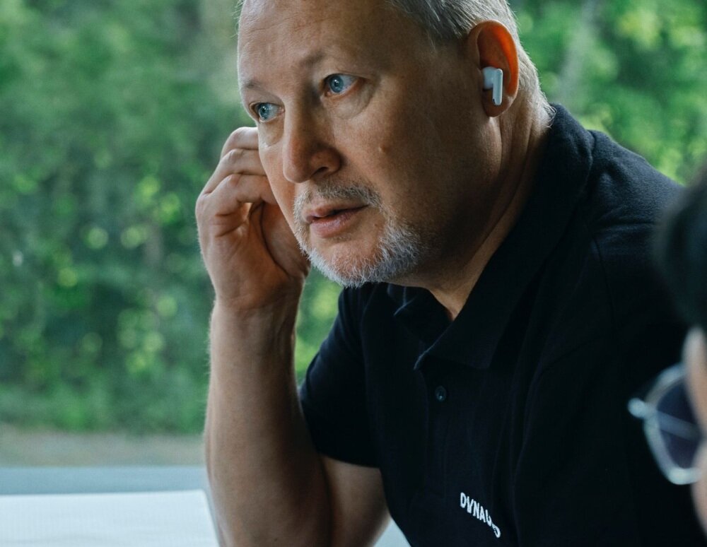 Słuchawki dokanałowe OPPO Enco X W71 rozmowy tryb przezroczystosci sluchawki swiadomosc srodowisko