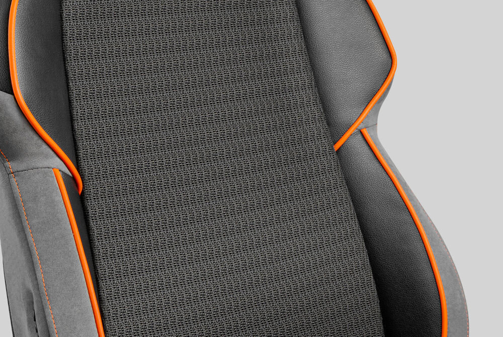 Fotel COUGAR NxSys Aero Czarno-pomarańczowy wentylator 200 mm RGB chłodzenie oparcia fotela siatka elastomerowa wentylowana tylna osłona poduszka lędźwiowa klasy fizjoterapeutycznej