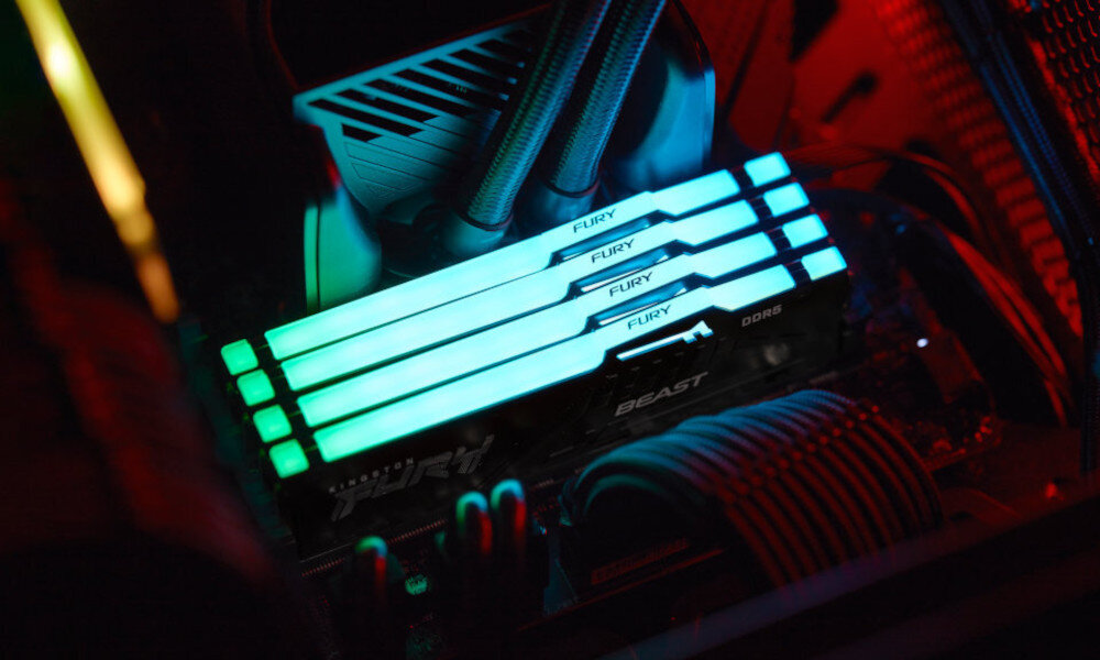 Komputer MAD DOG GeForce RTX 4070Ti Super CS2 Reflex Edition BQ500FX-A05WR R7-7800X3D 32GB RAM 2TB SSD Windows 11 Home pamięć RAM kości opóźnienia taktowanie radiator płynność