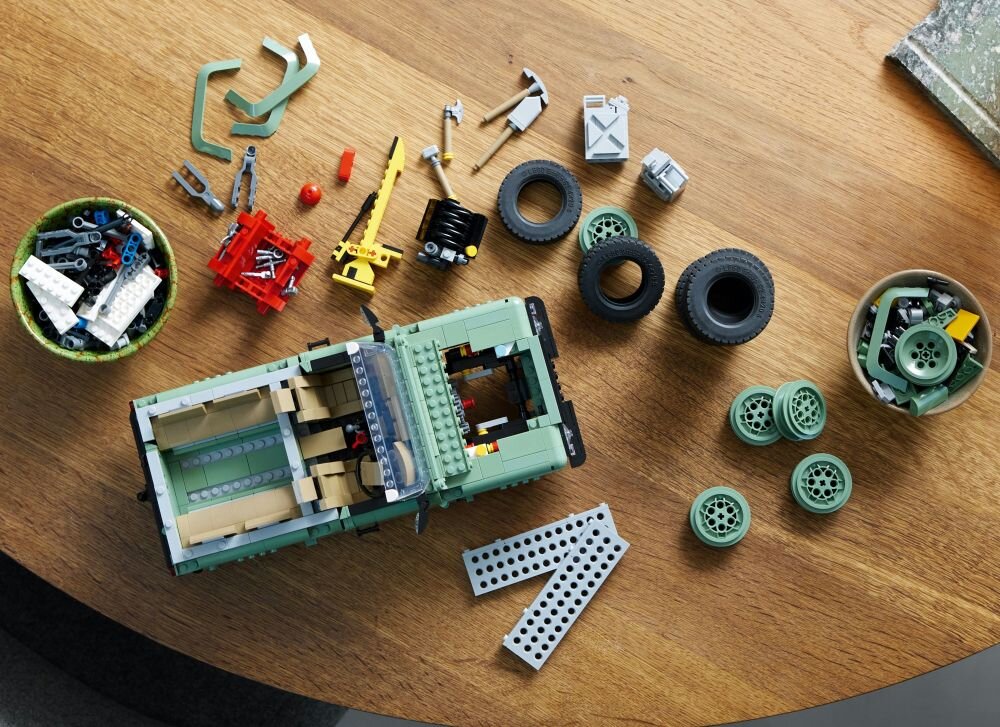 LEGO 10317 ICONS Land Rover Classic Defender 90 klocki elementy zabawa łączenie figurki akcesoria figurka zestaw