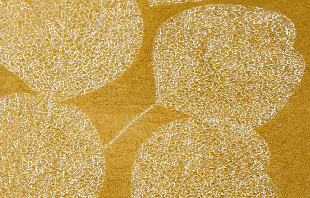 Koc EUROFIRANY Ginko 150 x 200 cm Miodowy Lekki i poręczny wymiary ułatwienie przechowywanie i transport stylowa narzuta