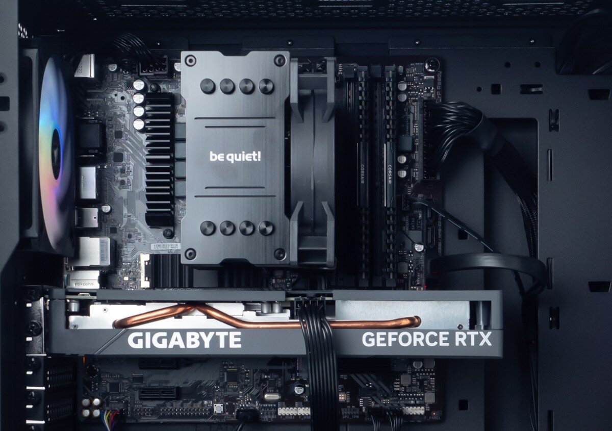 Komputer OPTIMUS E-Sport GB760T-CR12 i5-13400F 16GB RAM 1TB SSD GeForce RTX4060 Windows 11 Home pamięć dysk pojemność