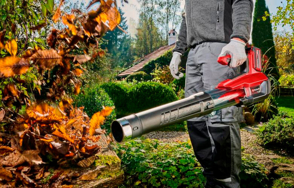 Dmuchawa do liści EINHELL GP-LB 18-200 Li GK-Solo 3433550 na kazda pore roku wszechstronny pomocnik