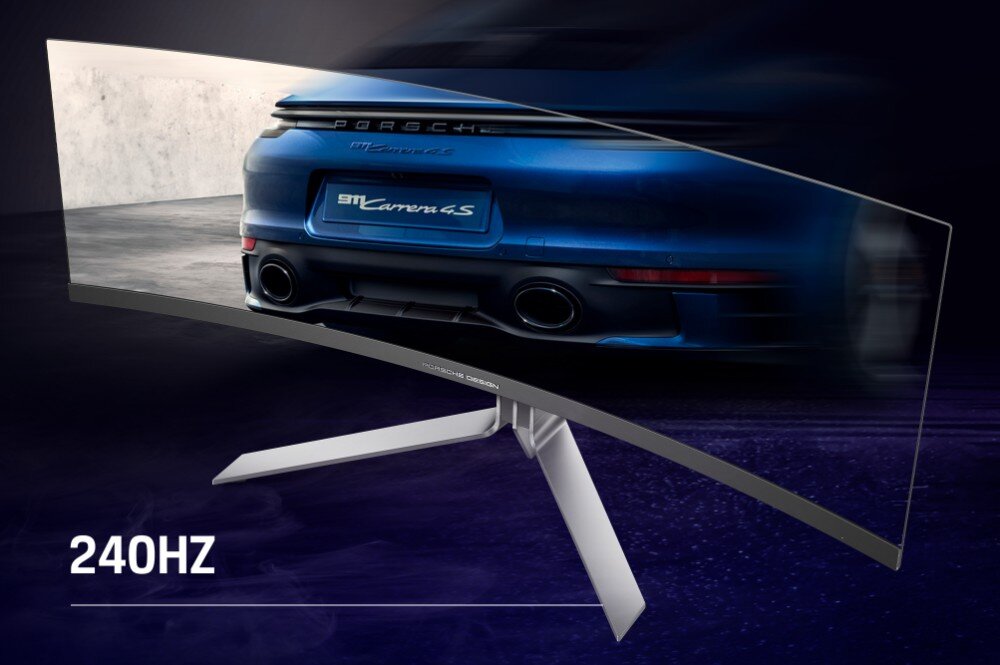 Monitor AOC Agon Pro PD49 Zakrzywiony monitor z dynamicznie rozmytym obrazem tylnej części niebieskiego samochodu. W lewym dolnym rogu napis „240Hz”, odświeżanie, czas reakcji, Adaptive Sync