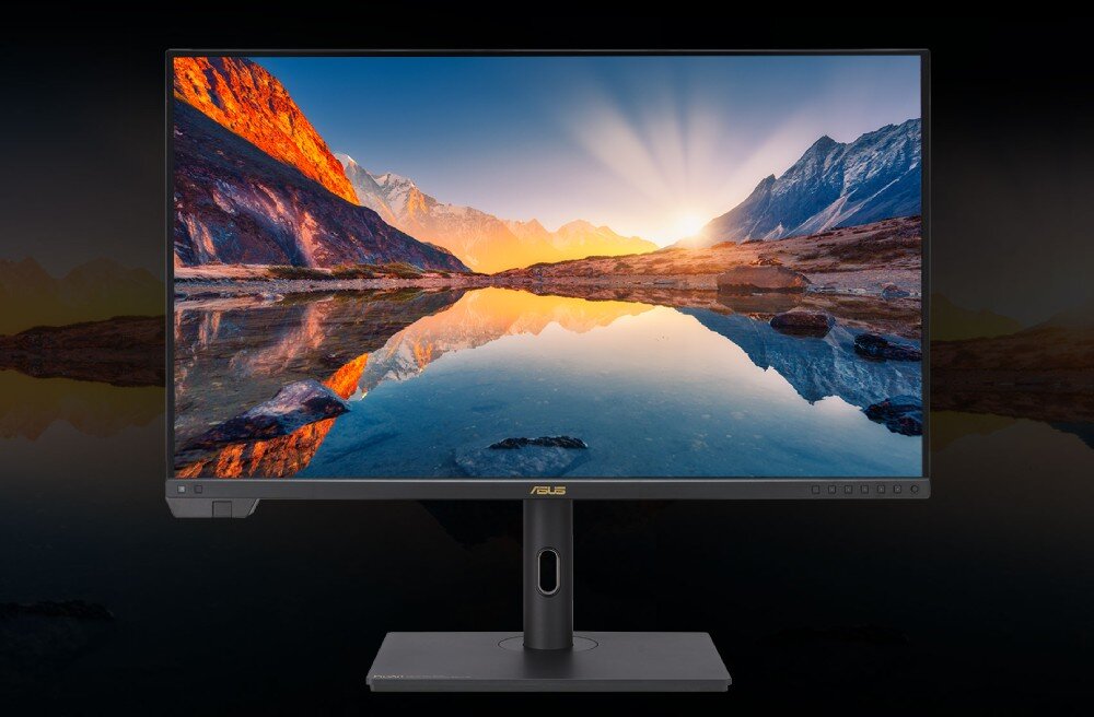 Monitor ASUS ProArt PA32UCXR Monitor na tle krajobrazu z górami i jeziorem, odbijającym światło zachodzącego słońca, jasność, HDR, kontrast
