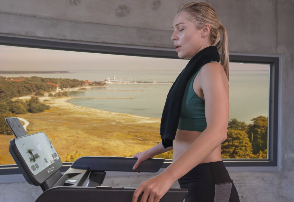 Bieżnia elektryczna HORIZON FITNESS Evolve 3.0 12 wbudowanych programow treningowych wybierane z konsoli maszyny