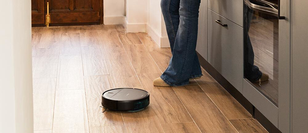 Robot sprzątający CECOTEC Conga 999 Origin X-Treme zdjęcie lifestyle Automatyczna czystość domu
