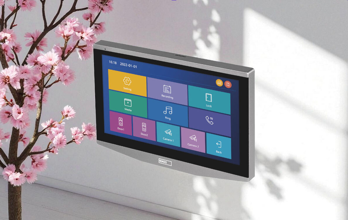 Monitor do wideodomofonu EMOS GoSmart IP-700B , ekran, wyświetlacz, obraz, obraz, monitor na ścianie w aranżacji drzewka