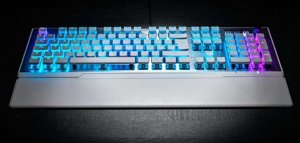 Klawiatura ROCCAT Vulcan 122 AIMO Tactile - PODŚWIETLENIE AIMO