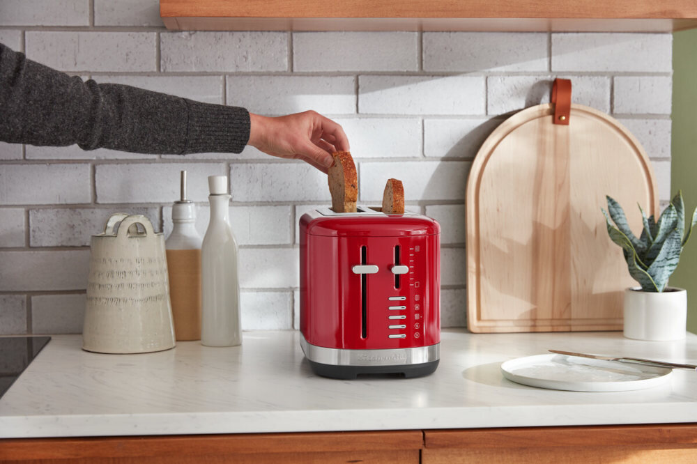 Toster KITCHENAID 5KMT2109EER Czerwony cztery funkcjeopiekanie rozmrazanie odgrzewanie opcja trochę dłużej regulacja moc siedem poziomów anulowanie stop stopien przypieczenie