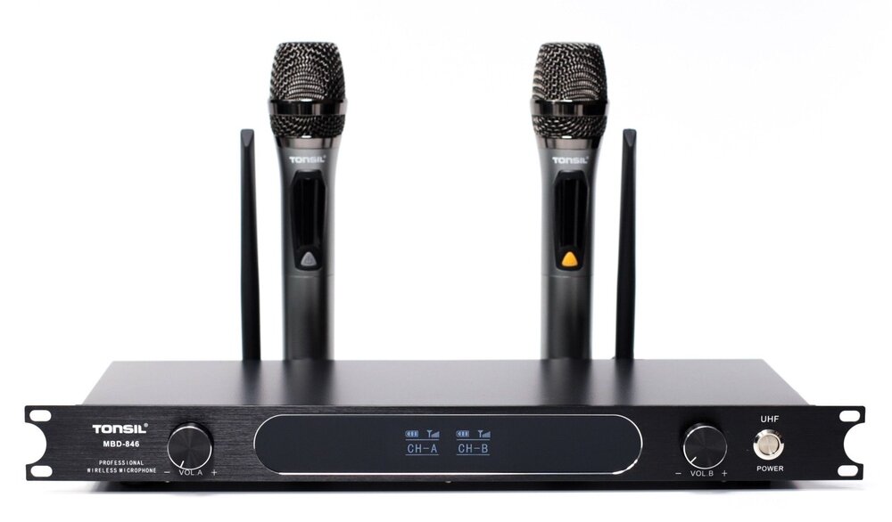 TONSIL MBD 846 mikrofony i odbiornik na białym tle  