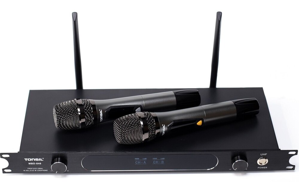 TONSIL MBD 846  mikrofony i odbiornik na białym tle  