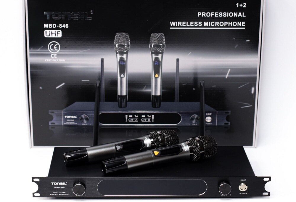 TONSIL MBD 846 mikrofony i odbiornik na białym tle   