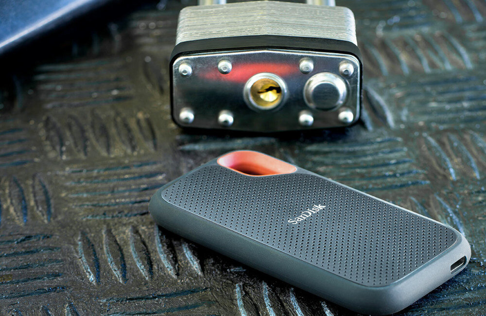 DYSK SSD PORTABLE SANDISK EXTREME  szyfrowanie hasło