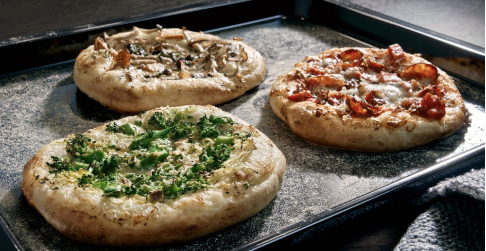 PIEKARNIK SIEMENS HB734G1B1 bogaty wybór funkcji opcje programy funkcje grill termoobieg pizza podgrzewanie podtrzymywanie ciepła