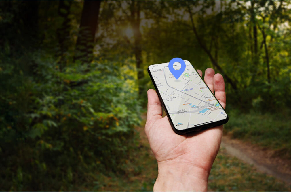 Kamera EZVIZ EB8 + Panel solarny system GPS