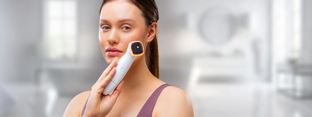 Urządzenie do mezoterapii GARETT BEAUTY Serum Skin Biały funkcja elektrostymulacji mięśniowej pobudza mięśnie do pracy impulsy elektryczne poprawa napięcia owalu twarzy zwiększona elastyczność skóry stymulacja naturalnych procesów młody zdrowy wyglad cery