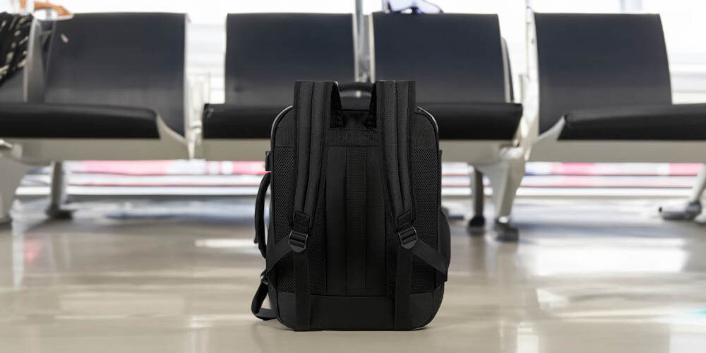 Plecak AMERICAN TOURISTER Take2Cabin M/S Czarny - Na krótki wyjazd