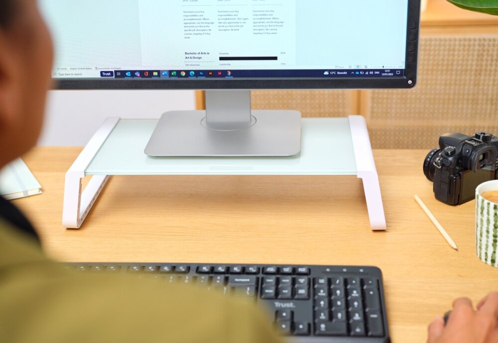 Podstawka pod monitor TRUST Monta szklana płyta urzadzenie styl elegancja podstawa 