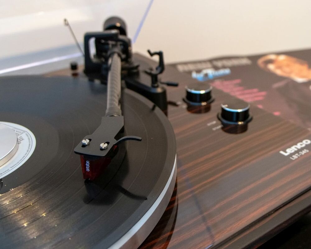Gramofon LENCO LBT-345 stabilizator precyzja dzwiek jakosc