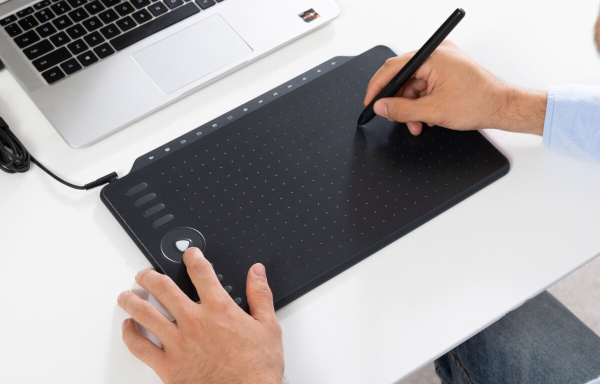 Tablet graficzny GAOMON M1220 wielkość wymiary waga mobilność