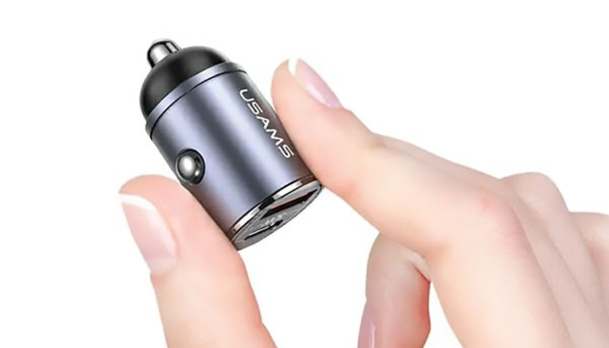 Ładowarka samochodowa USAMS C38 30W PD Fast Charge Stalowy kompaktowe wymiary 39 x 20,5 x 20,5 mm waga ok. 13,5 g wejście DC 12-24V wyjścia USB-C USB-A
