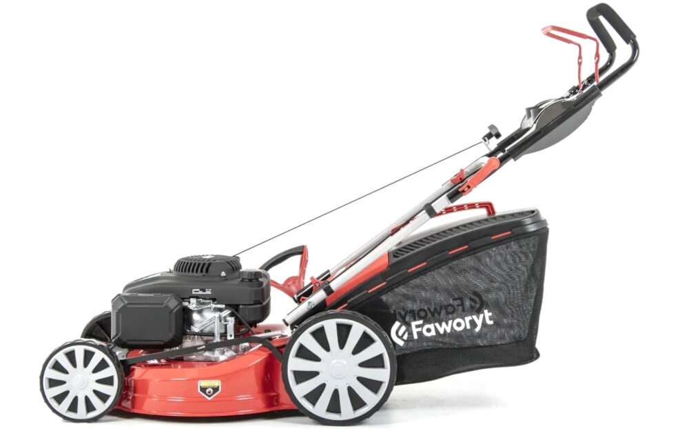 Kosiarka spalinowa FAWORYT SH51P196L-3W1 Loncin V200 510mm 4kW kosiarka na białym tle widoczna z boku solidna do pielęgnacji trawnika bez ograniczeń kabli czy dostępu do prądu mocny czterosuwowy silnik do koszenia powierzchnni do 1500 m2 trwała konstrukcja ergonomiczna rączka wytrzymałe materiały