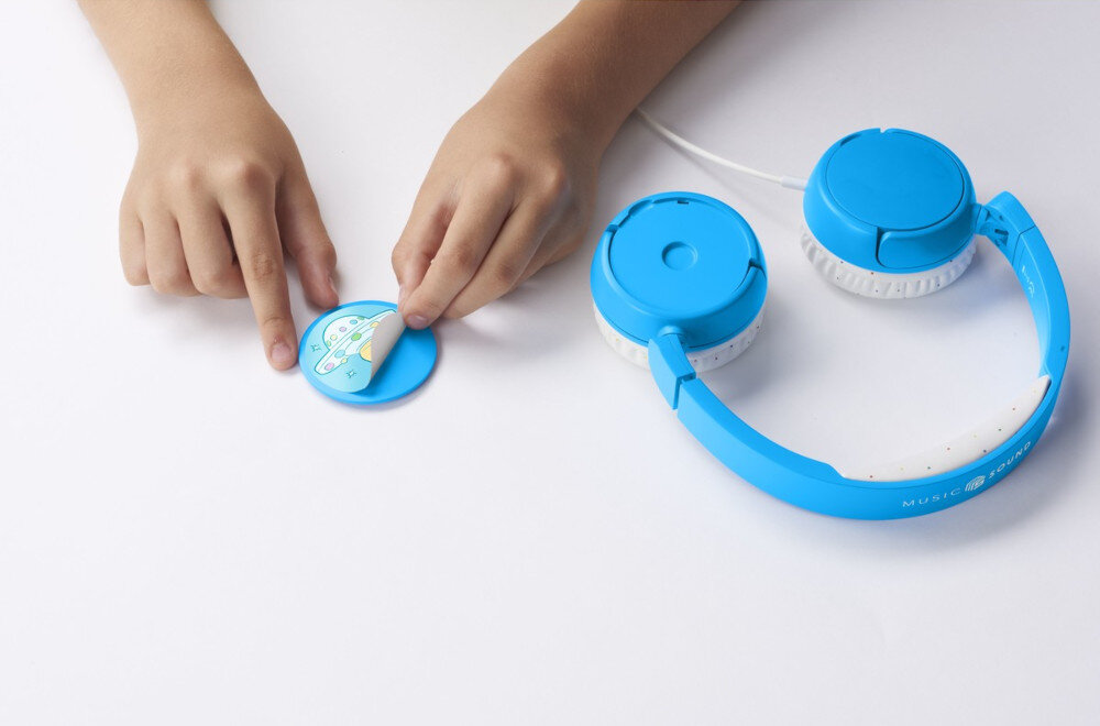 Słuchawki nauszne CELLULARLINE Play patch miękkich nausznikach regulowanym pałąku przyjemne dostosowane do indywidualnych potrzeb