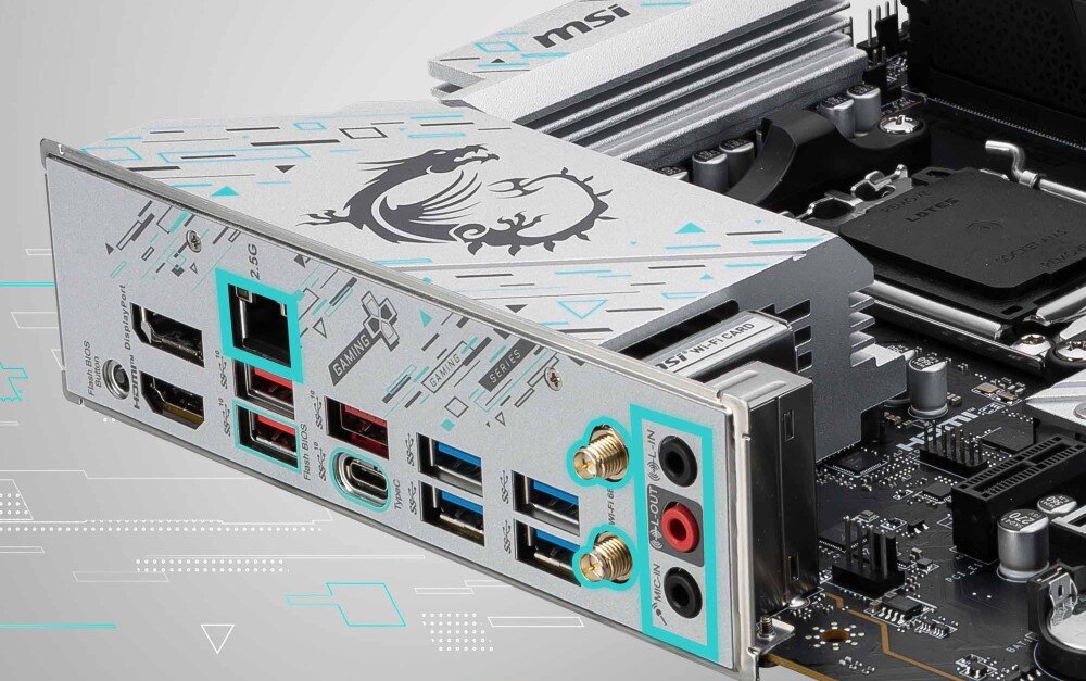 Płyta główna MSI B650M Gaming Plus WiFi Panel portów wejścia i wyjścia z błękitnymi ramkami zaznaczającymi gniazdo sieciowe LAN oraz złącza antenowe Wi-Fi i audio