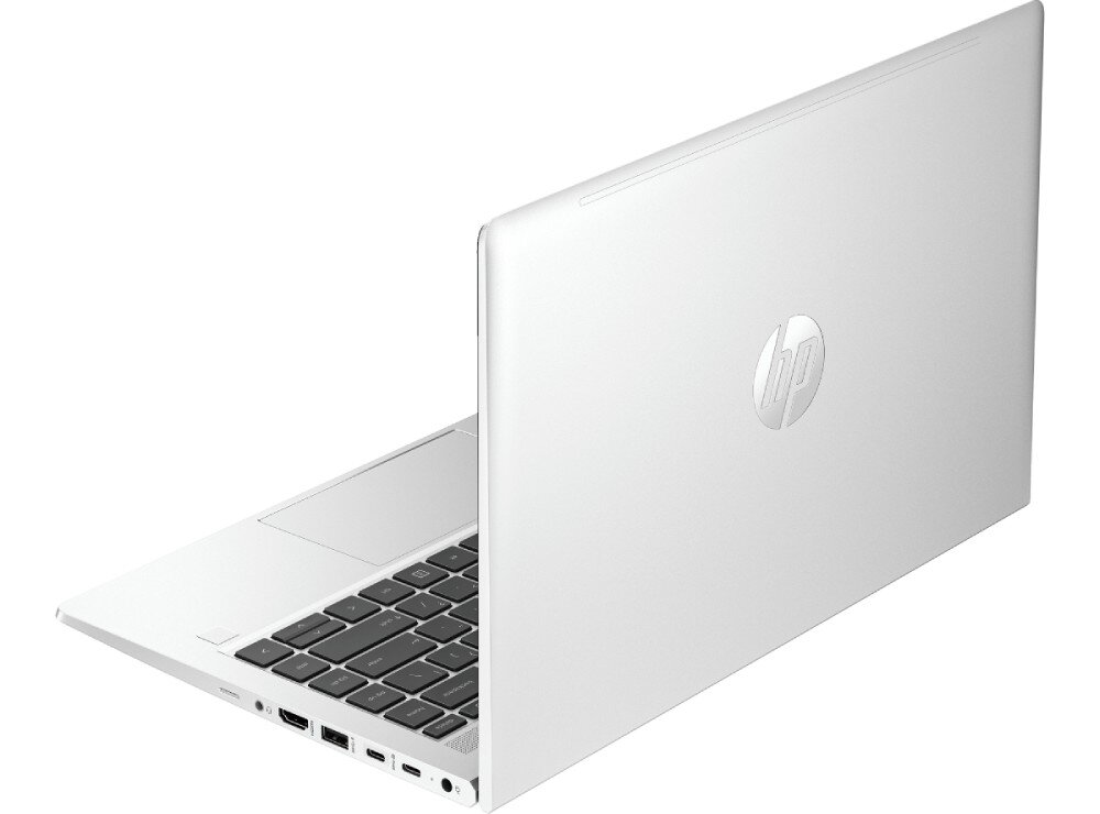 Laptop HP ProBook 440 G10 Laptop w srebrnej obudowie widziany od tyłu, pokazujący jego cienką konstrukcję, pamięć RAM, taktowanie, dysk, pojemność