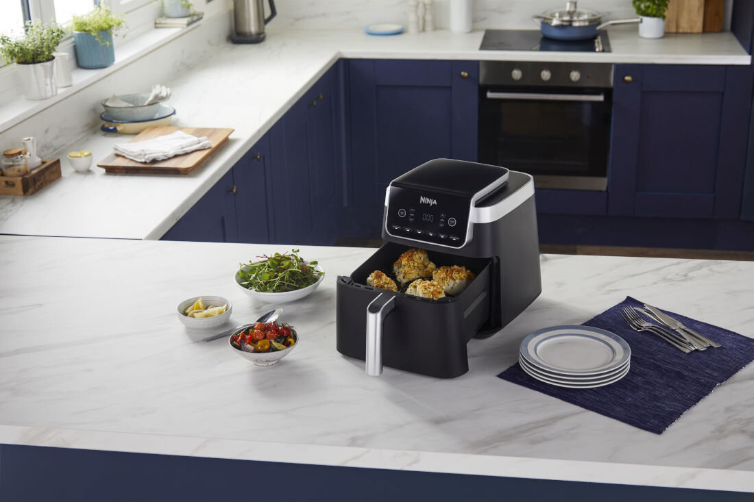 Frytkownica beztłuszczowa NINJA AF180EU Air Fryer długość przewód estetyczny design kolor kolorystyka wymiary