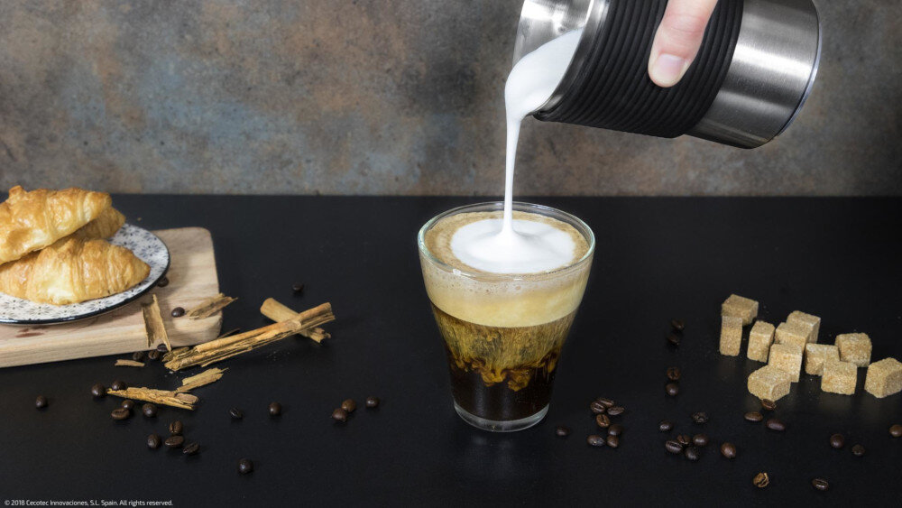 Spieniacz CECOTEC Power Moca Spume 5000 1518 Różne rodzaje mleka mleko o każdej zawartości tłuszczu napoje bez laktozy