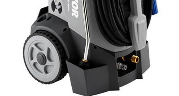 Myjka ciśnieniowa LAVOR Maine 1409XP ergonomiczne rozwiązania teleskopowy uchwyt duże gumowe koła praktyczne uchwyty na akcesoria bezpieczeństwo pracy funkcja zacisku zapobieganie przypadkowemu włączeniu zintegrowany system zasysania detergentu łatwy transport intensywne użytkowanie w domu ogrodzie  