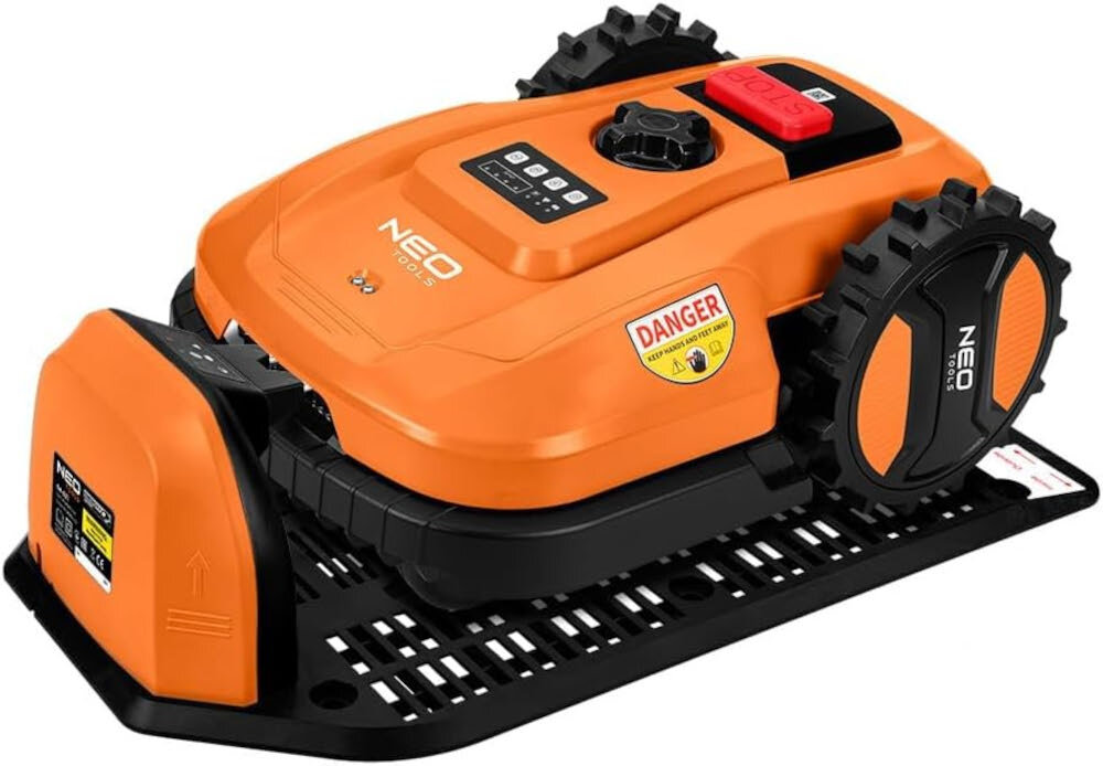 Robot koszący NEO TOOLS 04-621 maksymalna wytrzymalosc stacja ladujaca IPX4 ochrona przed zachlapaniem woda z natezeniem do 10 l/min robot IPX5