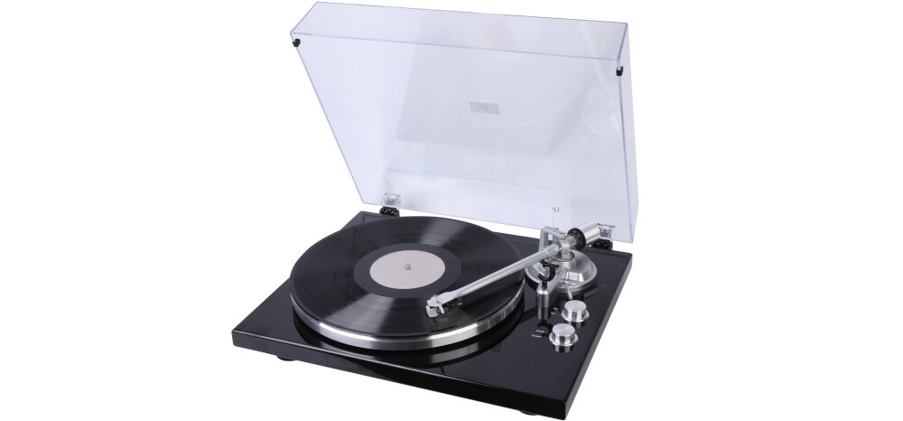 Gramofon AKAI TTA07USB - design