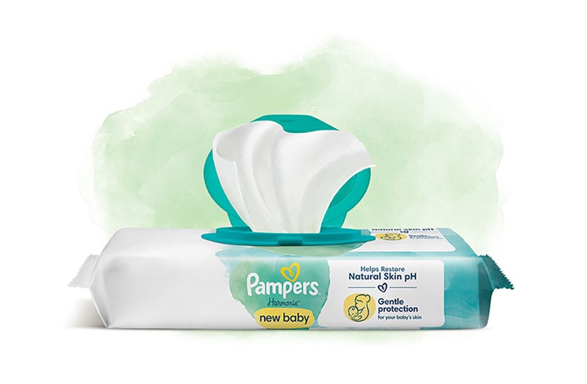 Chusteczki nawilżane PAMPERS Harmonie New Baby (184 szt.) neutralne pH skóry unikalnej formule zwierającej aloes nie zawierają perfum