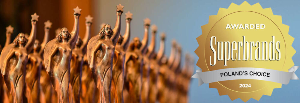 Tytuł certyfikat superbrands 2024 statuetka i znak