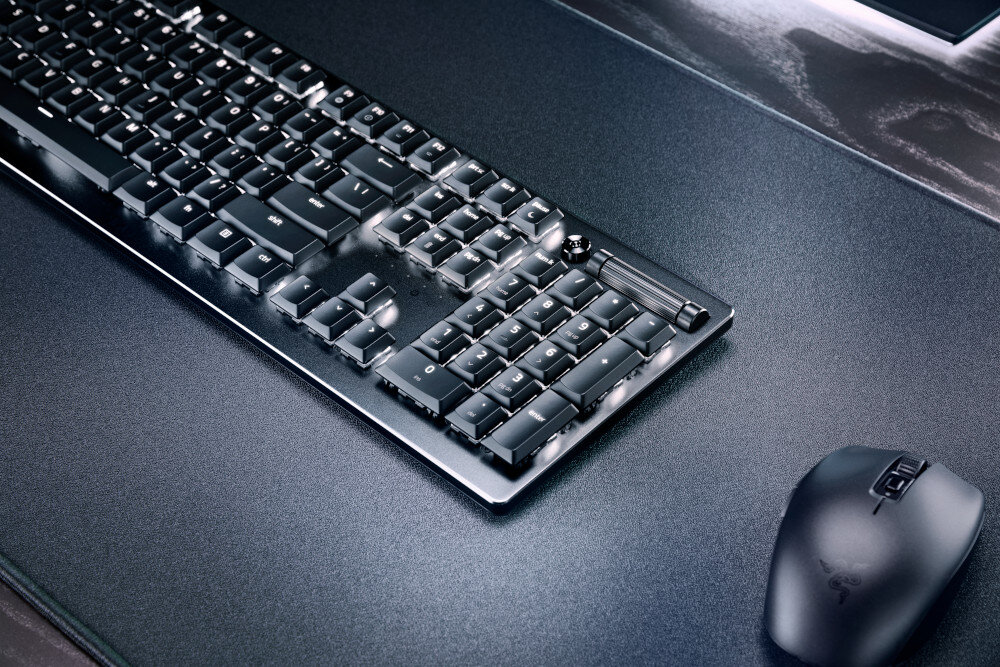 Klawiatura RAZER DeathStalker V2 Pro zasilanie akumulatorowe do 40 godzin kabla USB-C