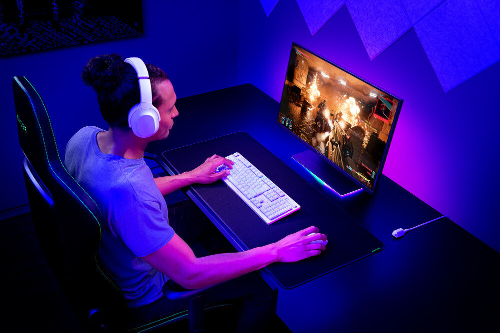 Klawiatura RAZER DeathStalker V2 Pro przełączniki optyczno-mechaniczne płynniejszą i szybszą do 70 mln kliknięć