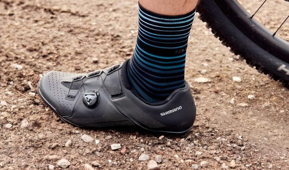 Buty rowerowe SHIMANO SH-XC300 Czarny rozmiar 41 do jazdy na rowerze do chodzenia podeszwa z miekkiego tworzywa sztucznego bieznik XC odpowiednia przyczepnosc