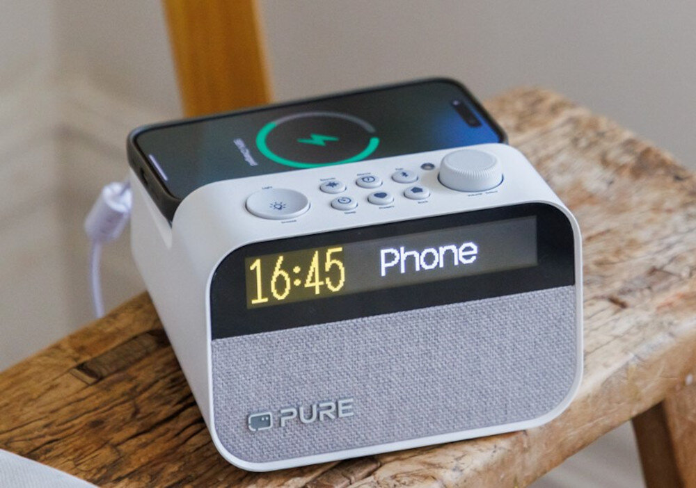 Radiobudzik PURE Moment Charge Cottton - Elegancki design