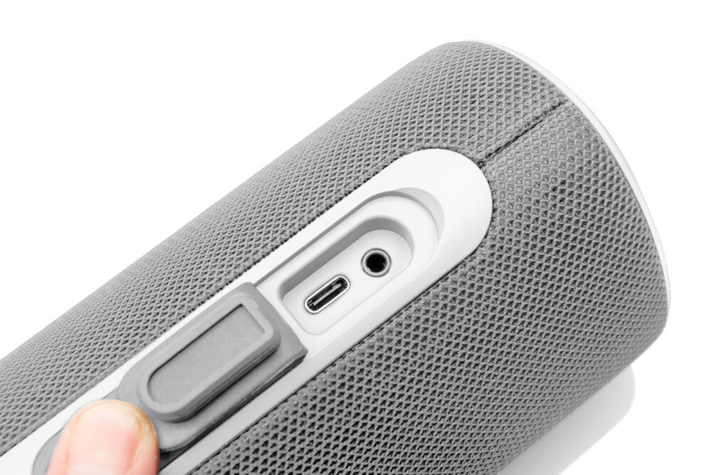 Głośnik mobliny JVC XS-E423G Bluetooth złączu USB-C wejściu AUX IN Konstrukcja głośnika odporna na wodę IPX5