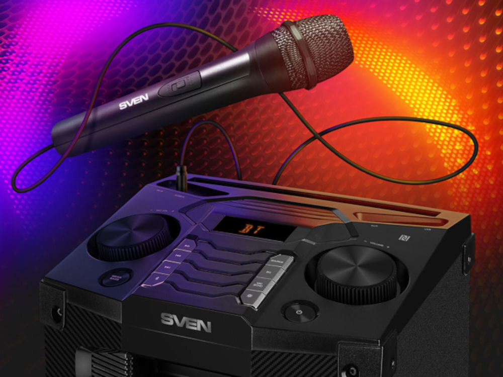 Power audio SVEN PS-1500 wejście mikrofonowe, karaoke, regulacja głośności głosu, kadr panelu urządzenia z podłączonym mikrofonem
