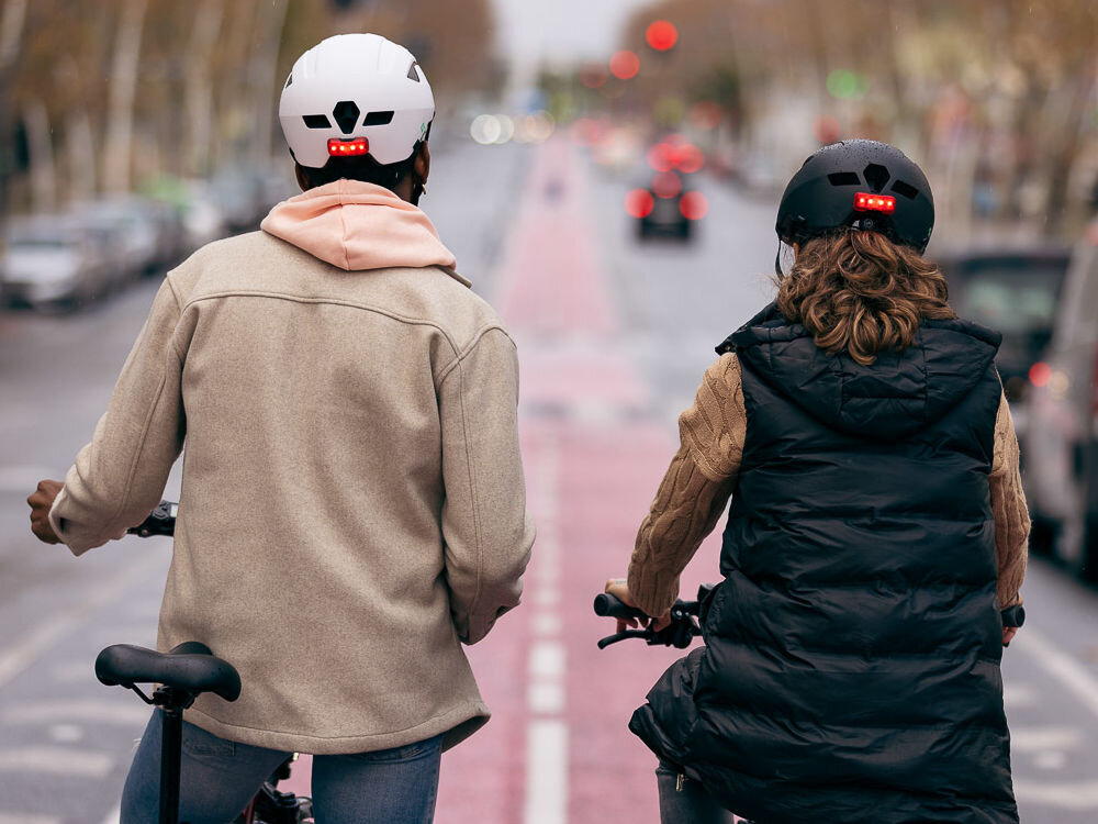 Kask rowerowy LAZER CityZen KinetiCore Szary Miejski (rozmiar M) tworzywo abs ochrona  montaż lampki LED