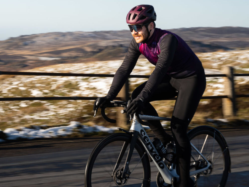 Kask rowerowy LAZER Tonic Kineticore Bordowo-czarny Szosowy (rozmiar L) bezpieczeństwo KinetiCore